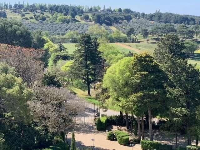 Maison à FONTVIEILLE