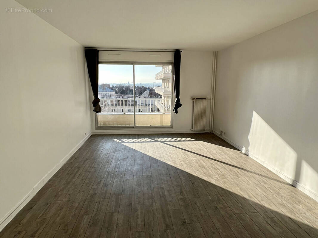Appartement à PARIS-19E
