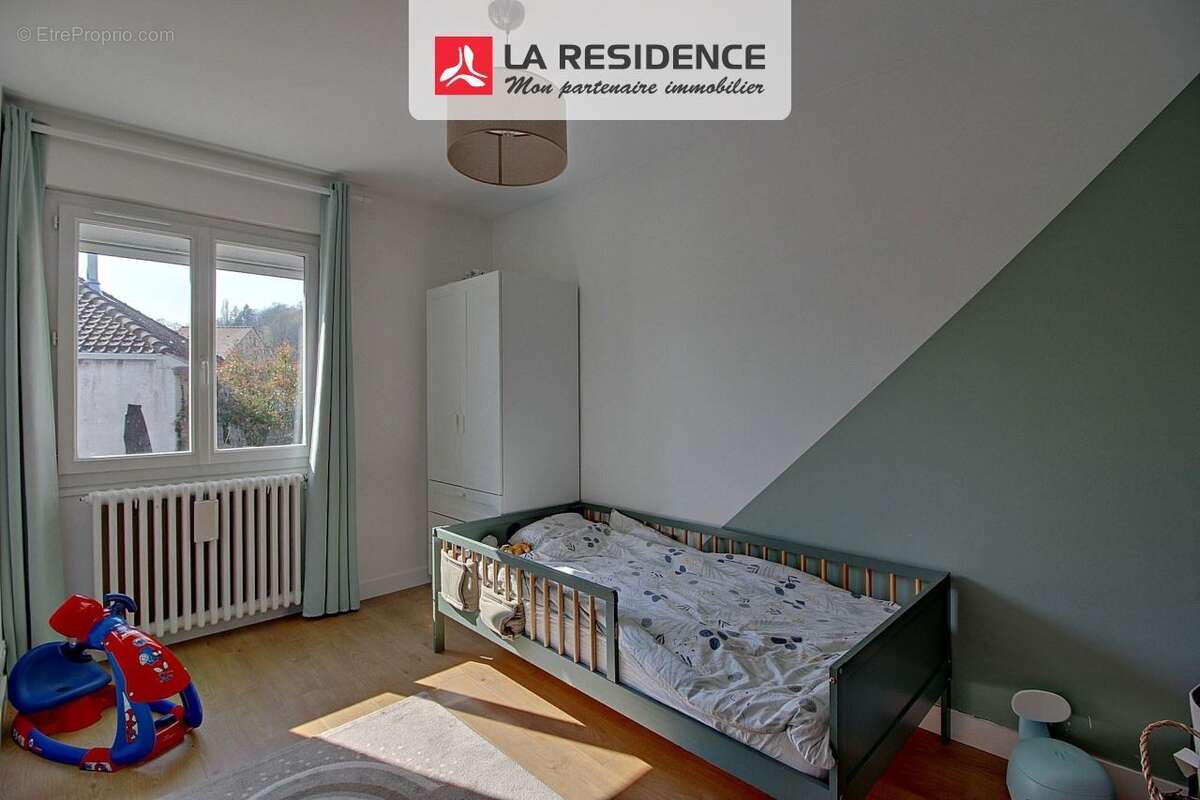 Maison 103 m² à Aigremont  - photo 9