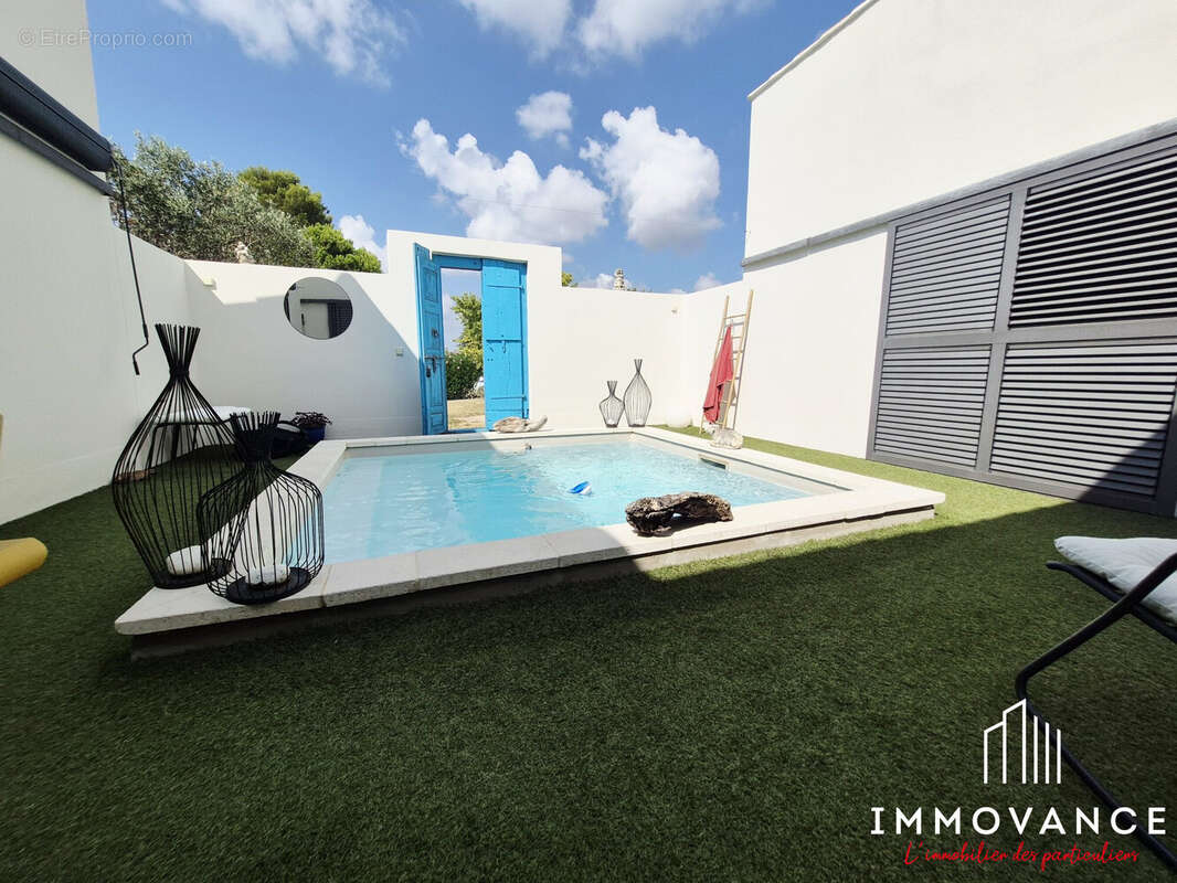 Maison 273 m² à Meze  - photo 2