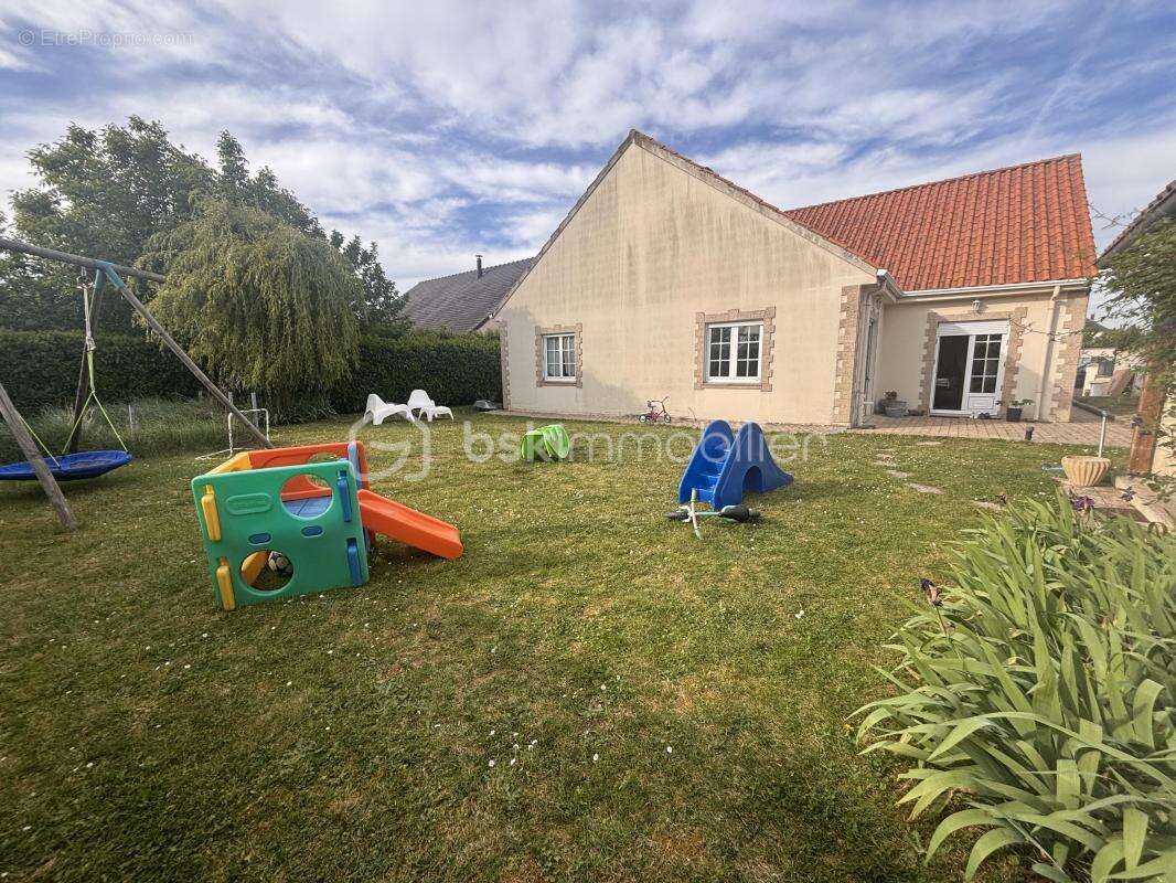 Maison à ORMES
