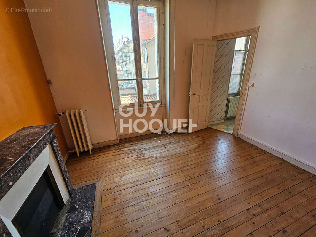 Appartement à FONTENAY-LE-COMTE