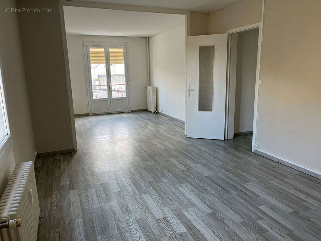 Appartement à RETHEL