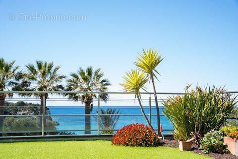 Appartement à SANARY-SUR-MER