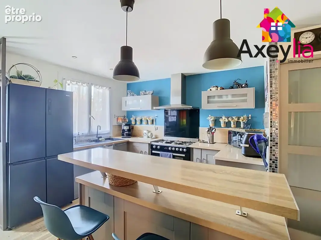 A vendre- pouilly les nonains : maison 4 chambres sur terrain de 1373 m2 avec piscine - photo 2