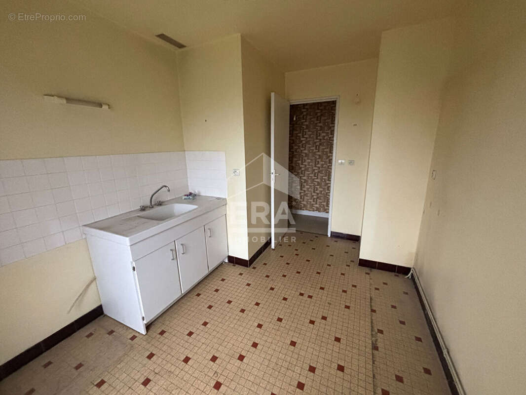 Maison à VERNOU-SUR-BRENNE