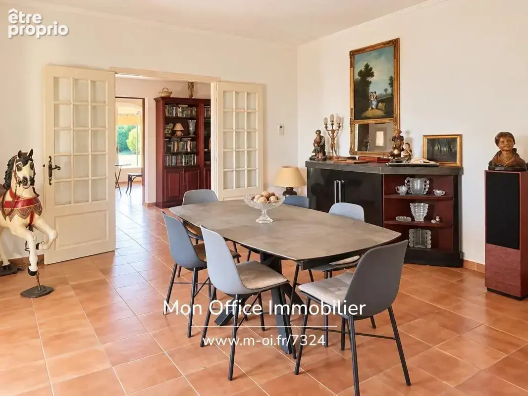 Référence : 7324-CCH - Maison 5 pièces 180 m² - photo 7