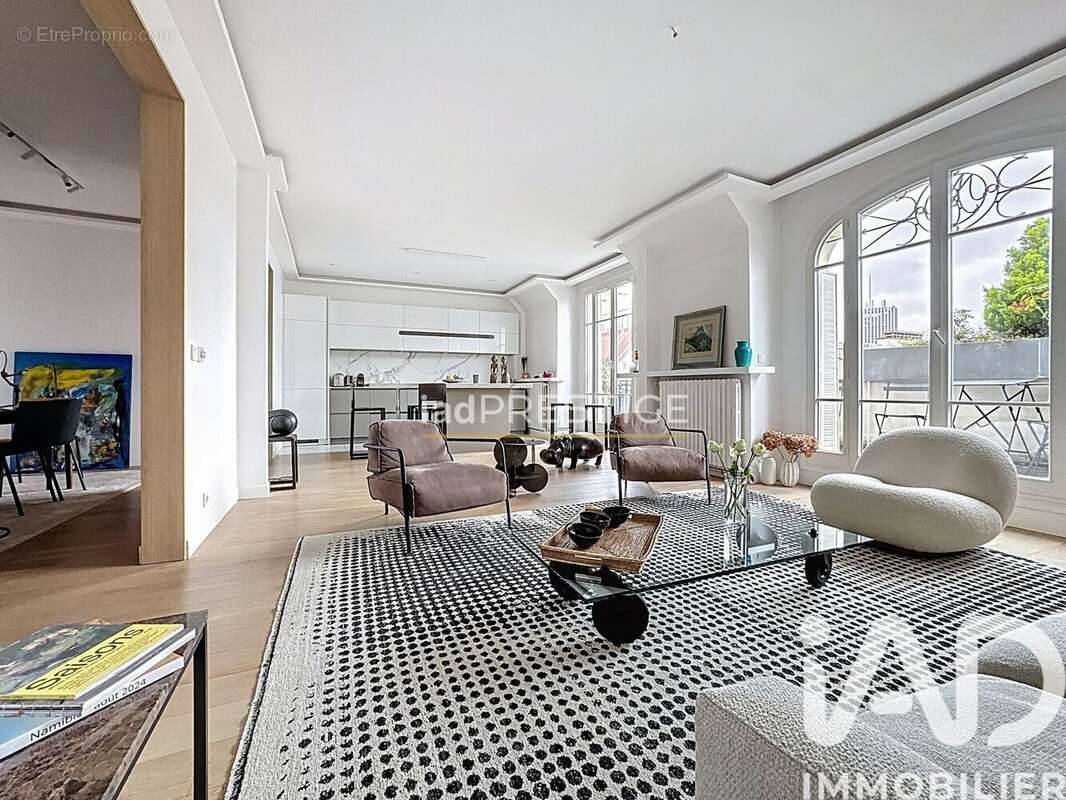 Photo 2 - Appartement à PARIS-16E