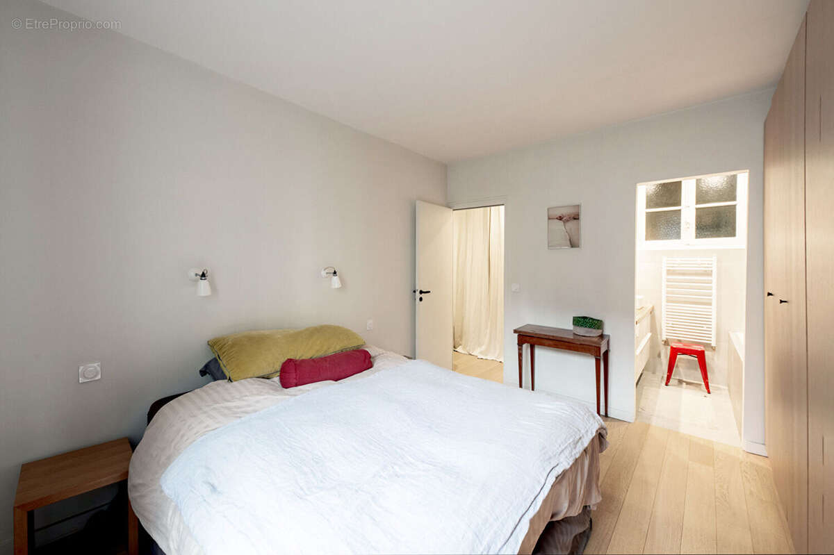 Mairie du 10e appartement en triplex - photo 7