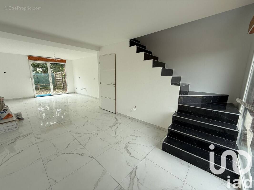 Photo 1 - Maison à LOURCHES