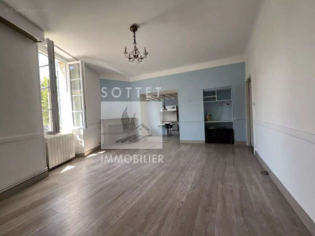 Bollene  maison  239m²  terrasses & jardin interieur  grand garage -potentiel exceptionnel - photo 12