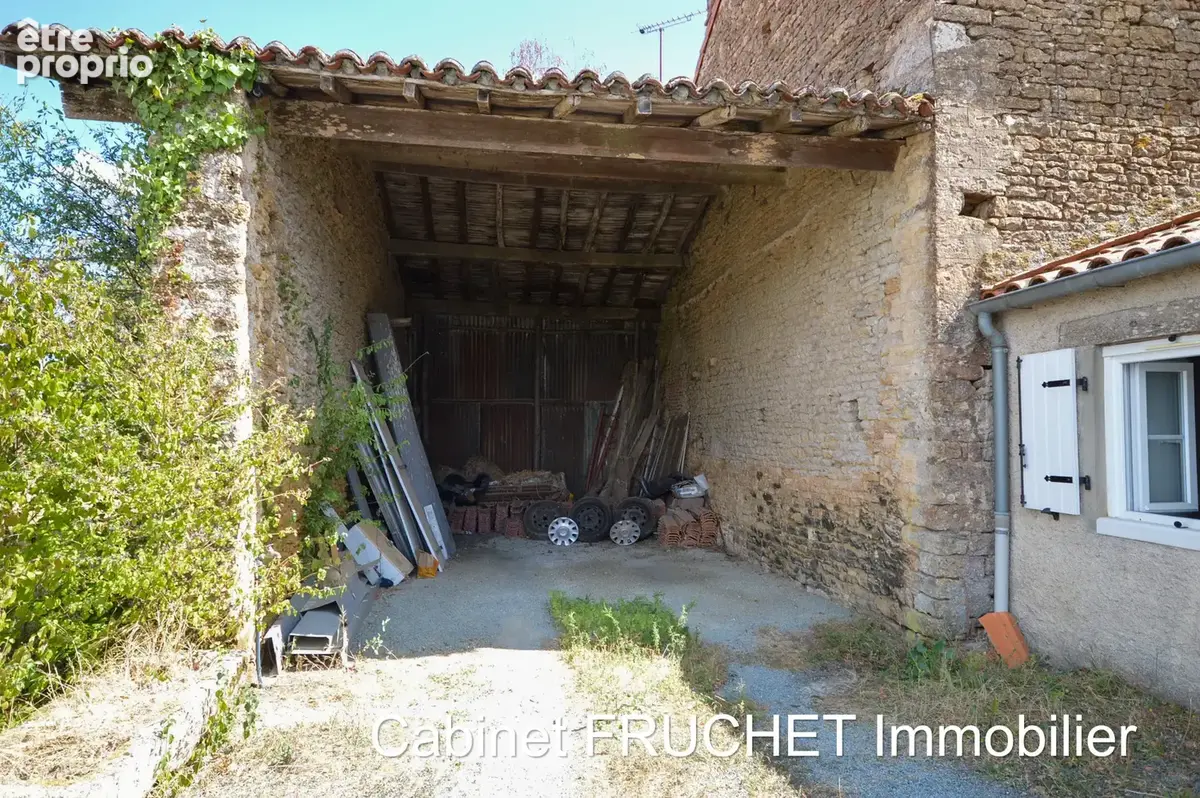 Axe CHANTONNAY - POUZAUGES - Grande maison de campagne - photo 15