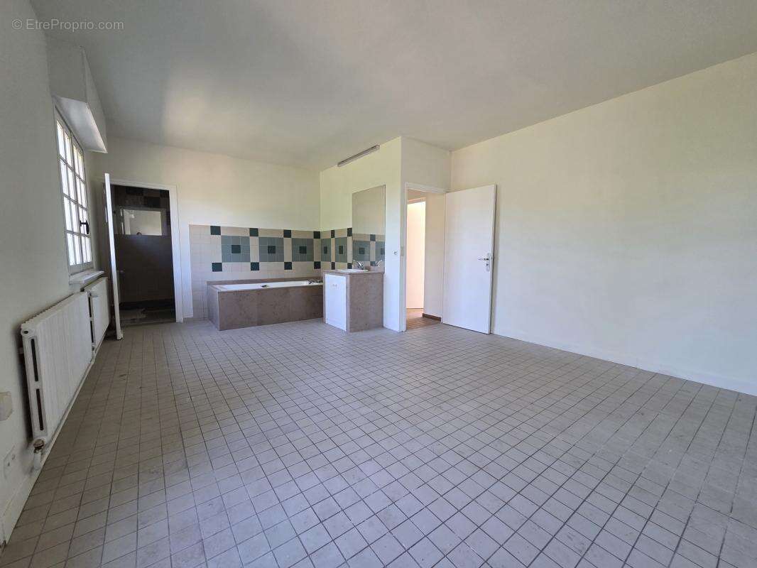 Maison à FONTAINE-NOTRE-DAME