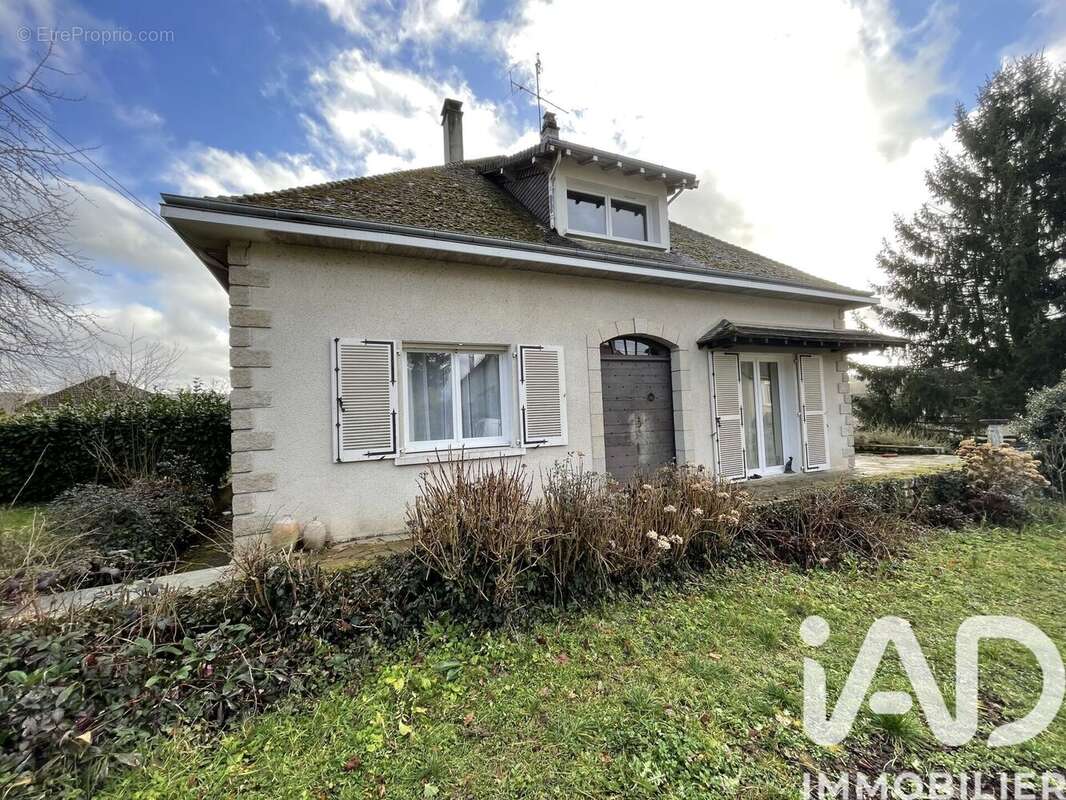 Photo 2 - Maison à CHATEAUNEUF-LA-FORET