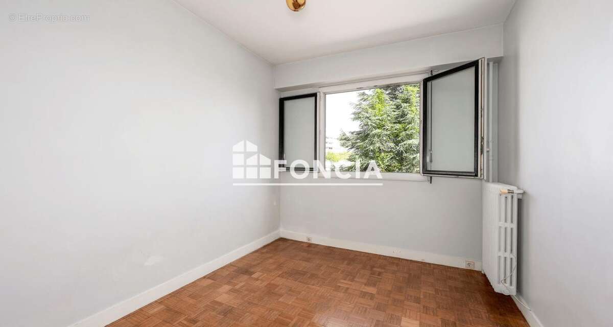 Appartement familial - centre-ville - photo 10