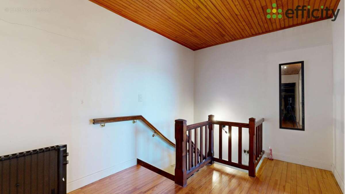 Maison à COLOMBIER-SAUGNIEU