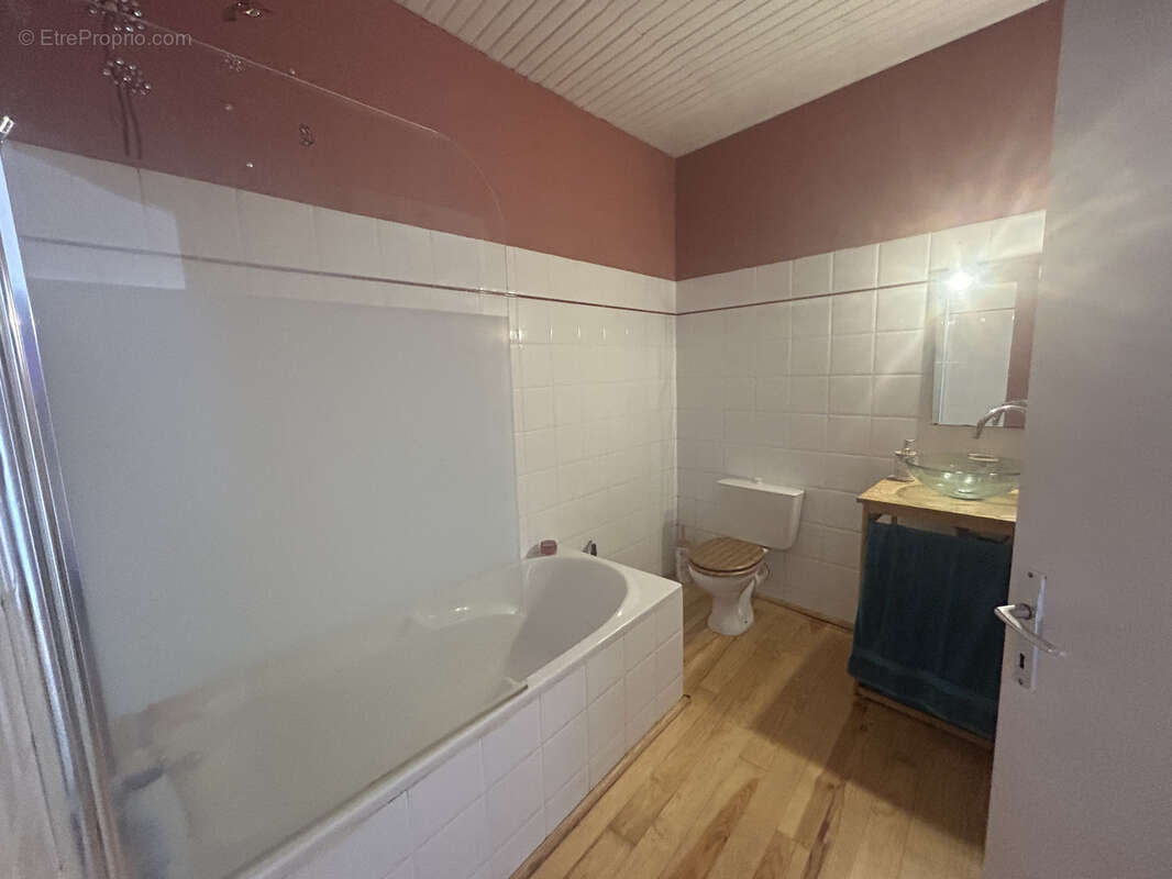 Maison de village spacieuse avec grange et jardin - photo 12