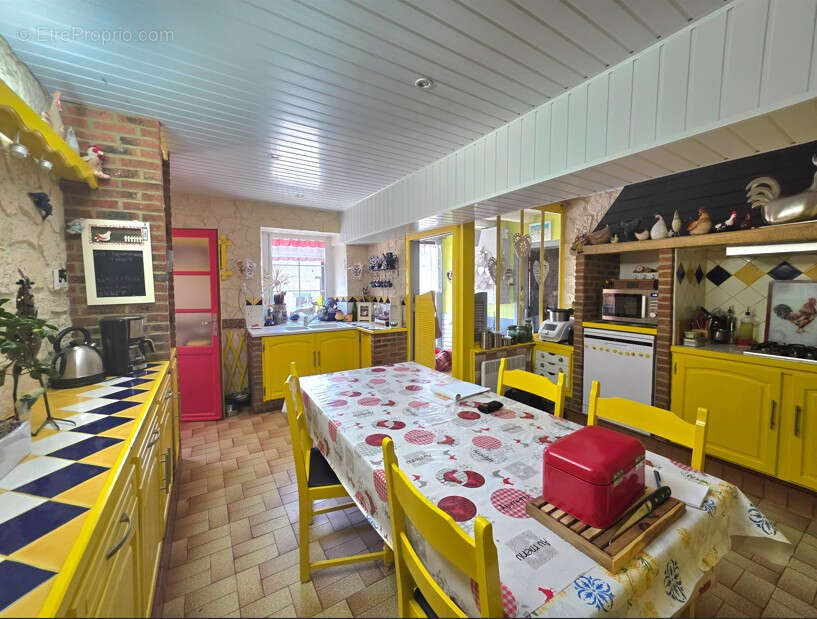 Maison 175 m² à Aubenton  - photo 10