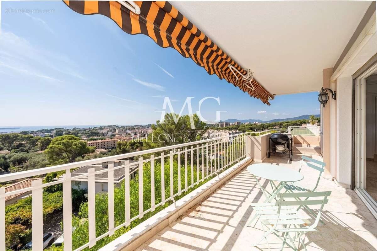 Appartement à LE CANNET