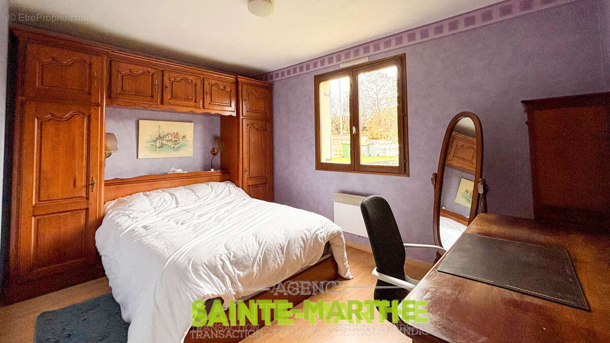 Niort Nord. Pavillon de plain pied, 3 chambres, jardin et garage. - photo 7