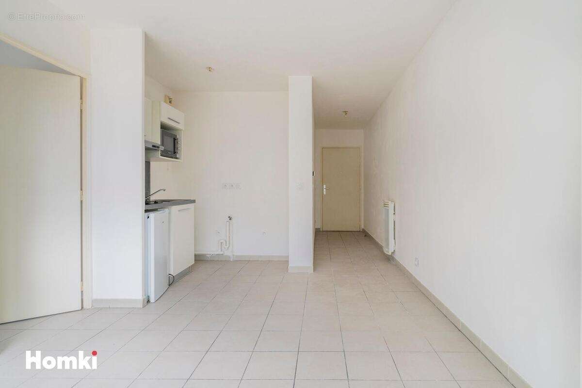 Appartement à MARSEILLE-3E
