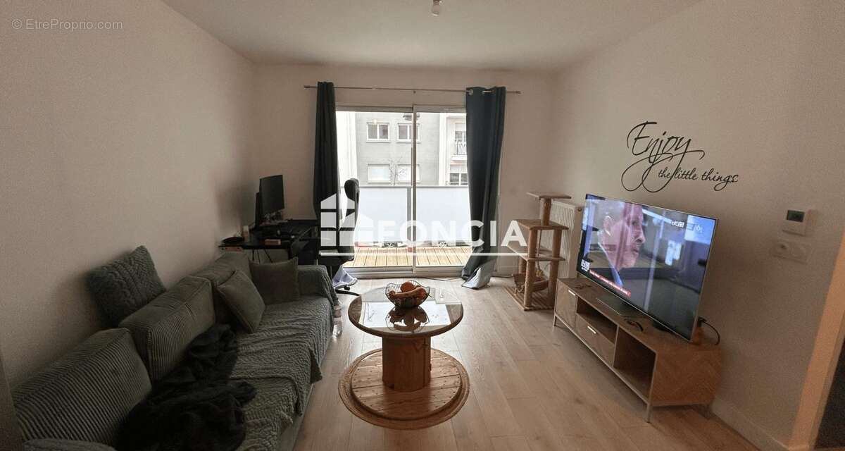 Appartement à LUCE