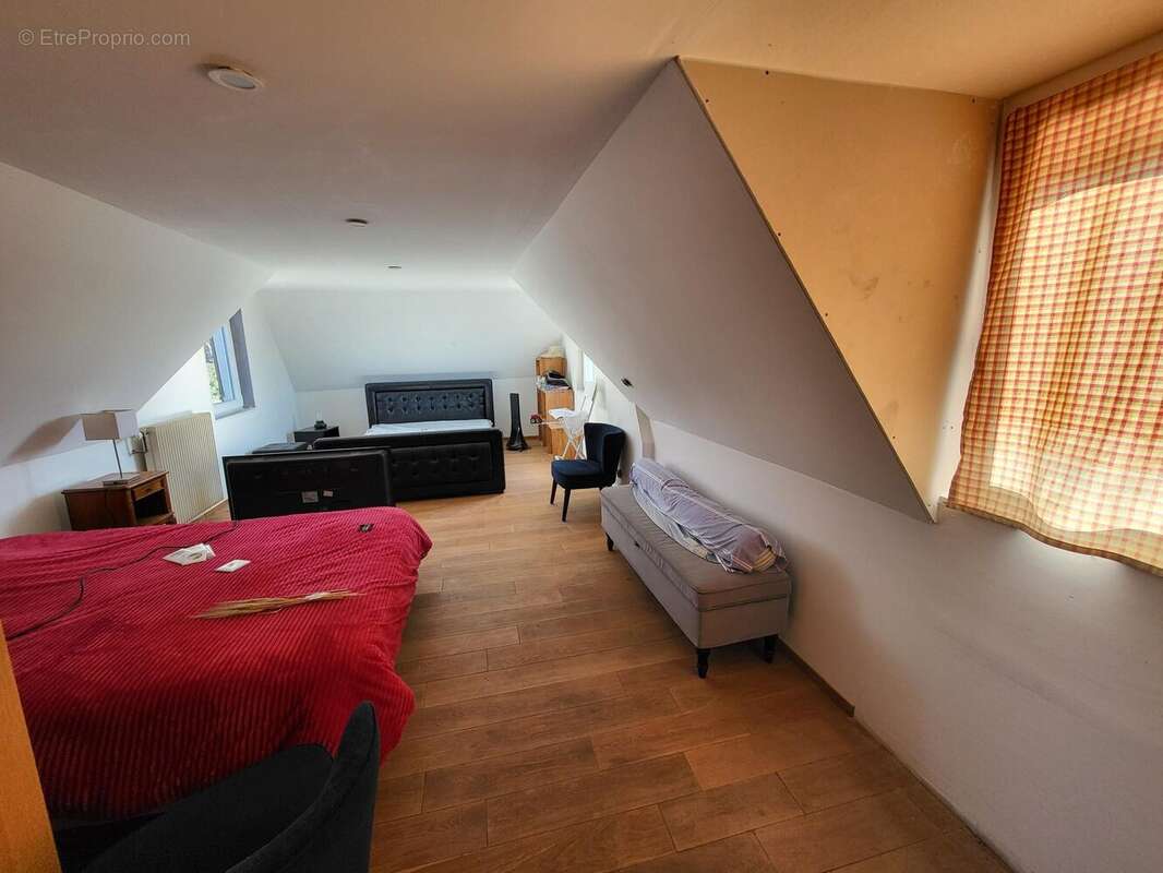 Maison à MANNEVILLE-SUR-RISLE