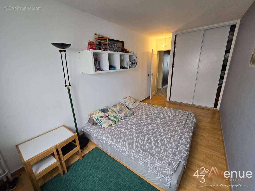 Appartement à SAINT-ETIENNE