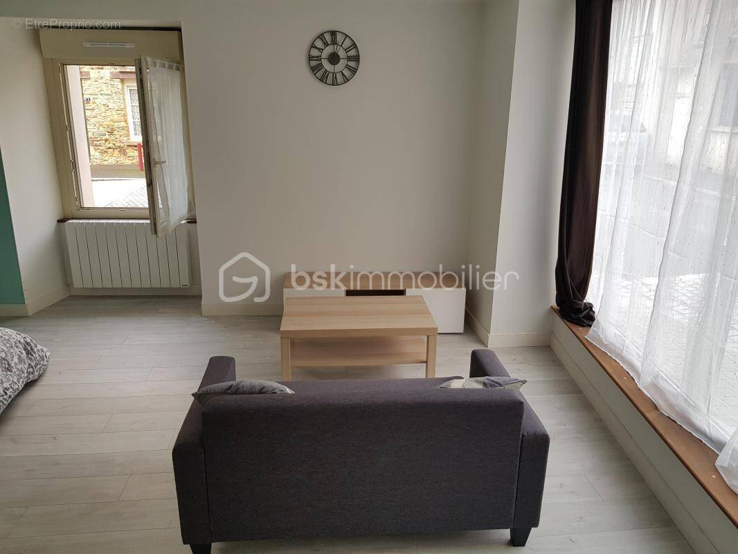 Appartement à GRAND-FOUGERAY