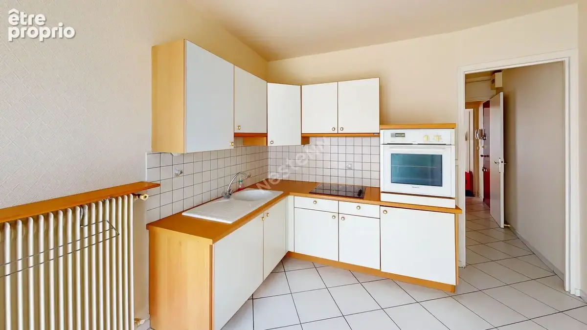 Appartement 3 pieces  - 73 m²  - reims comedie - proche centre ville - photo 2
