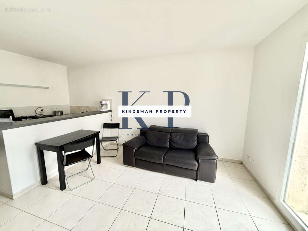 Appartement à CORBEIL-ESSONNES