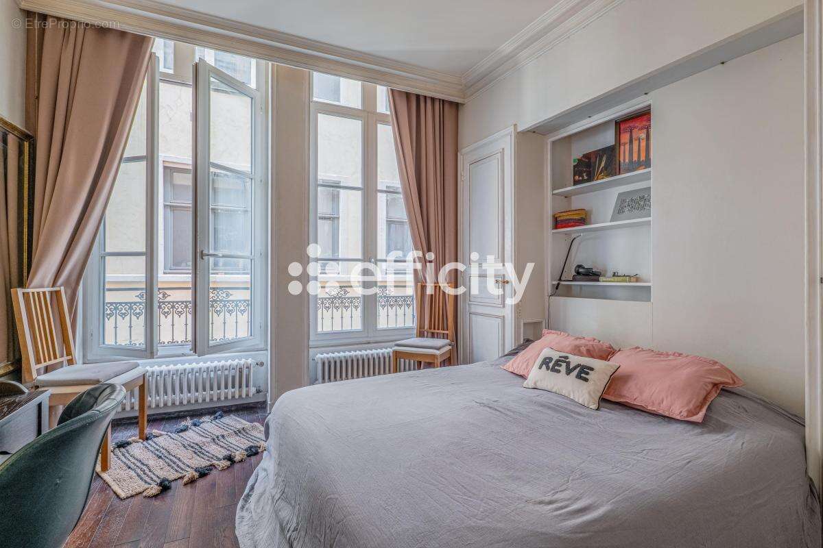 Appartement à LYON-1E
