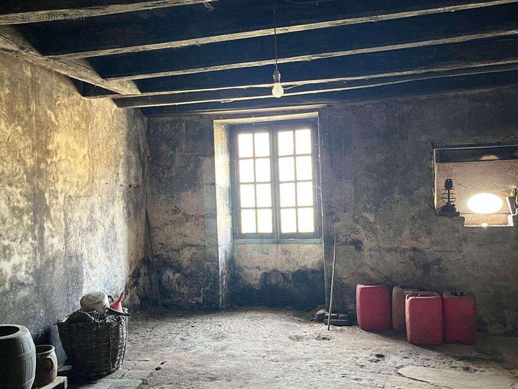 Maison à VIVONNE