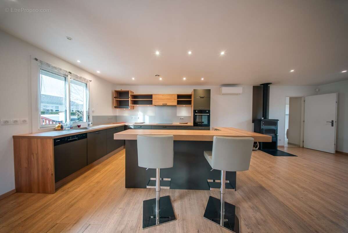 Maison à COURNON-D'AUVERGNE