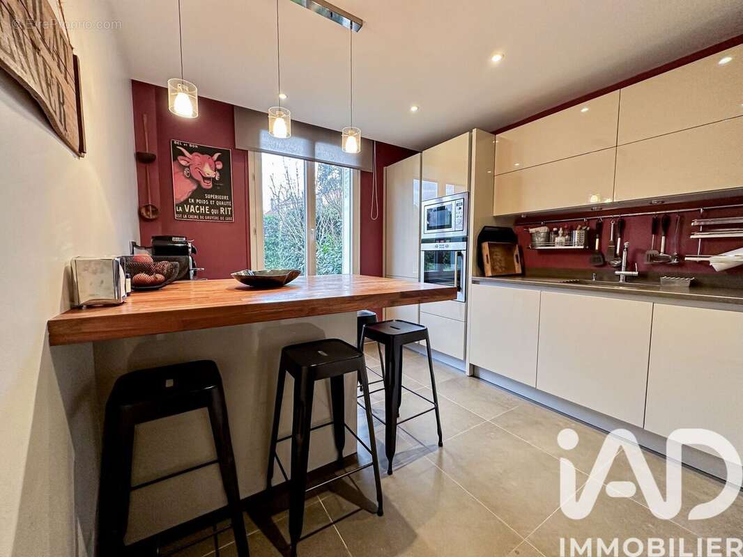 Photo 5 - Maison à LA CELLE-SAINT-CLOUD