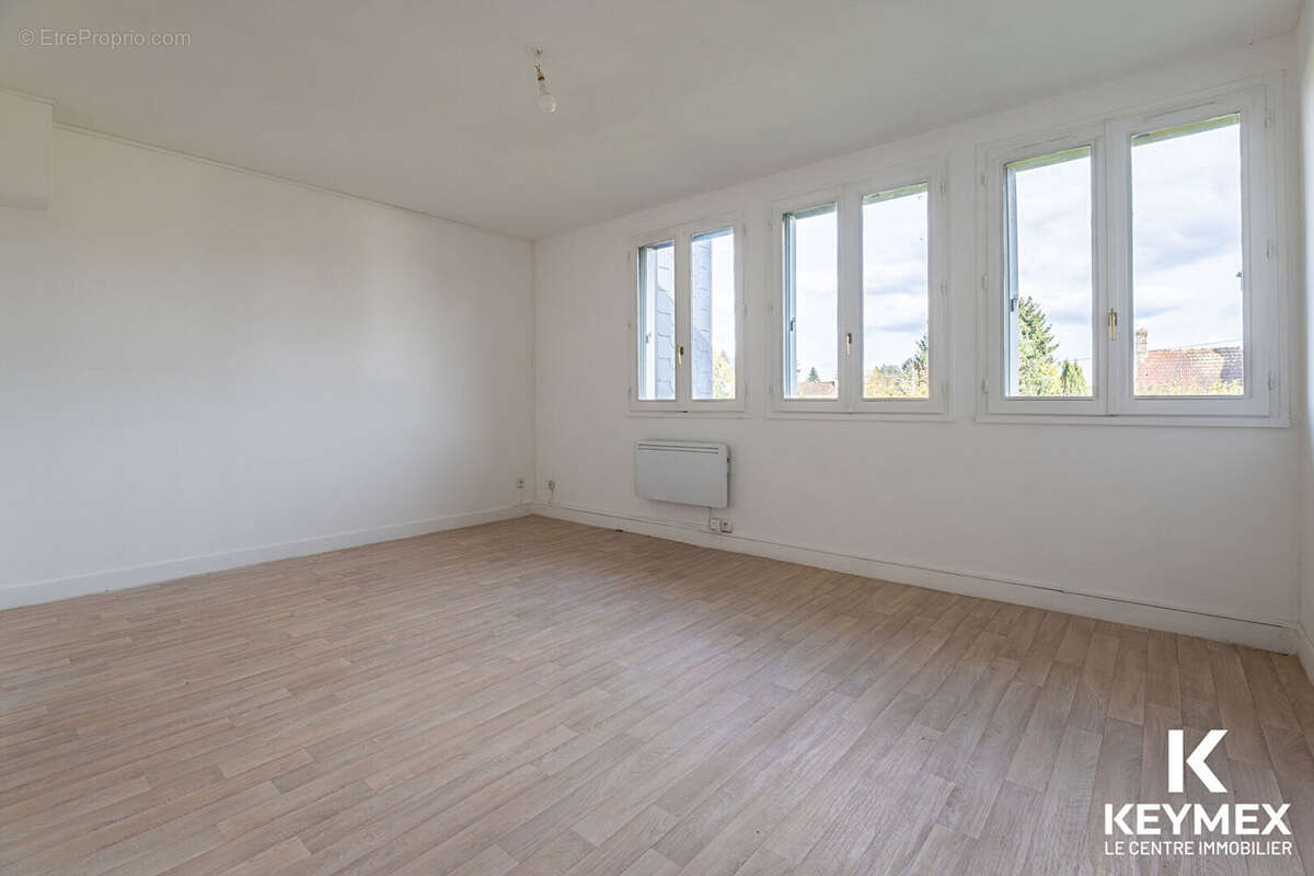 Appartement Noailles 3 pièces 64.94 m² - photo 3
