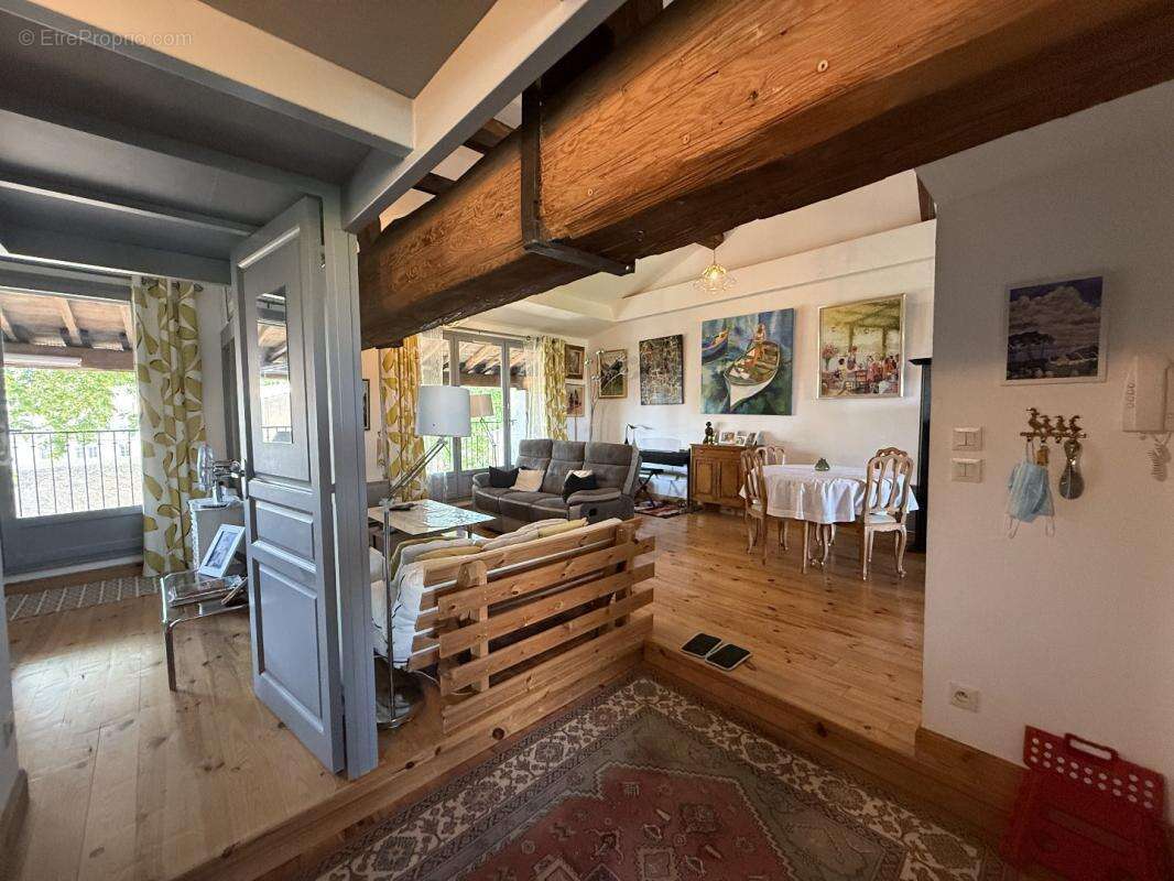 Appartement à CARCASSONNE