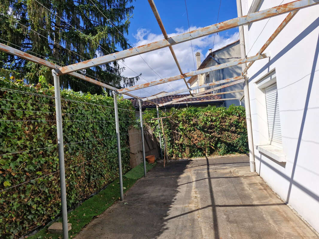 Maison à SAINTE-FOY-LA-GRANDE