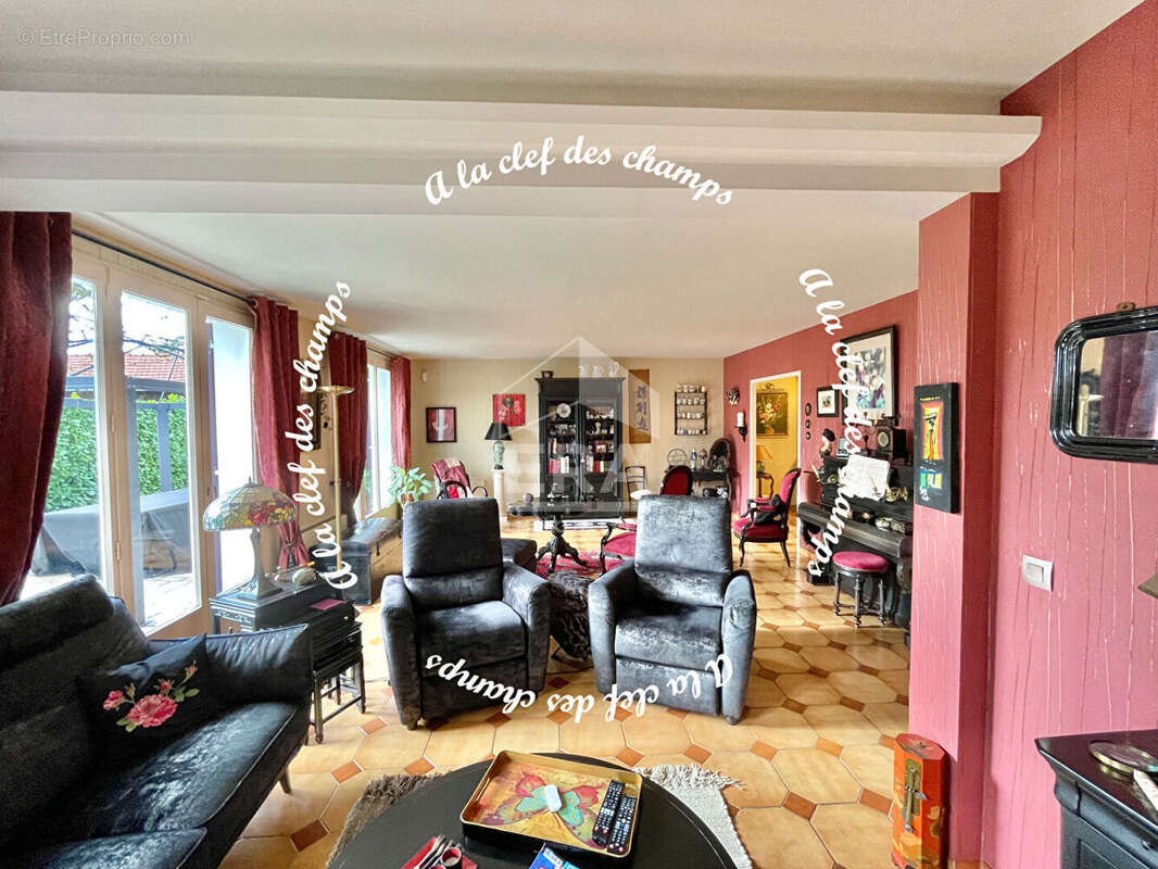Maison à GOMETZ-LA-VILLE