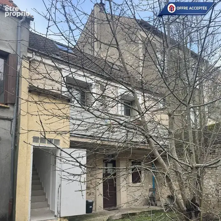 Maison à ETAMPES