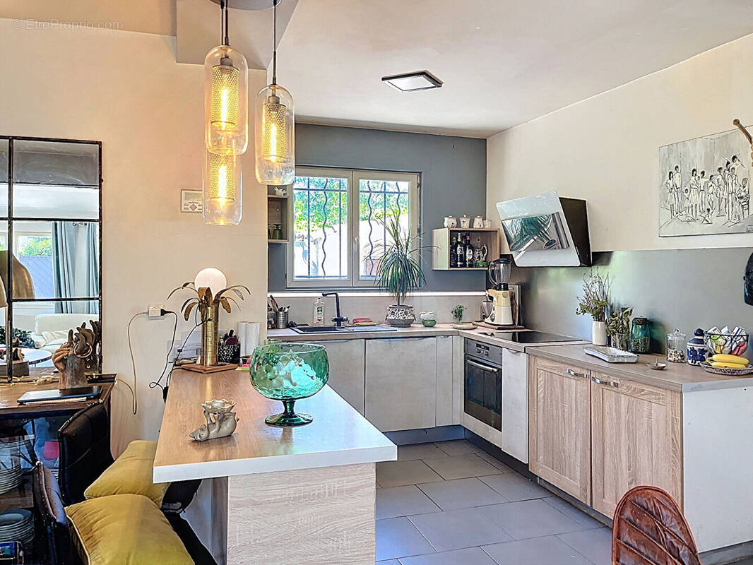 Maison à LES ANGLES