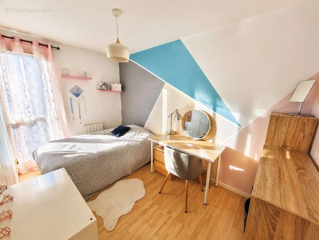 chambre 3 - Appartement à MARSEILLE-11E