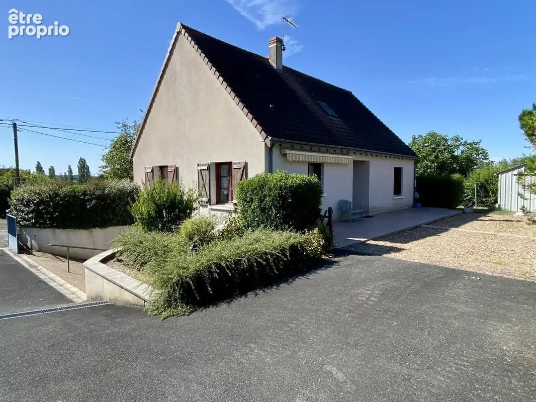 Maison 81 m² à Saint-Jean-Saint-Germain  - photo 2