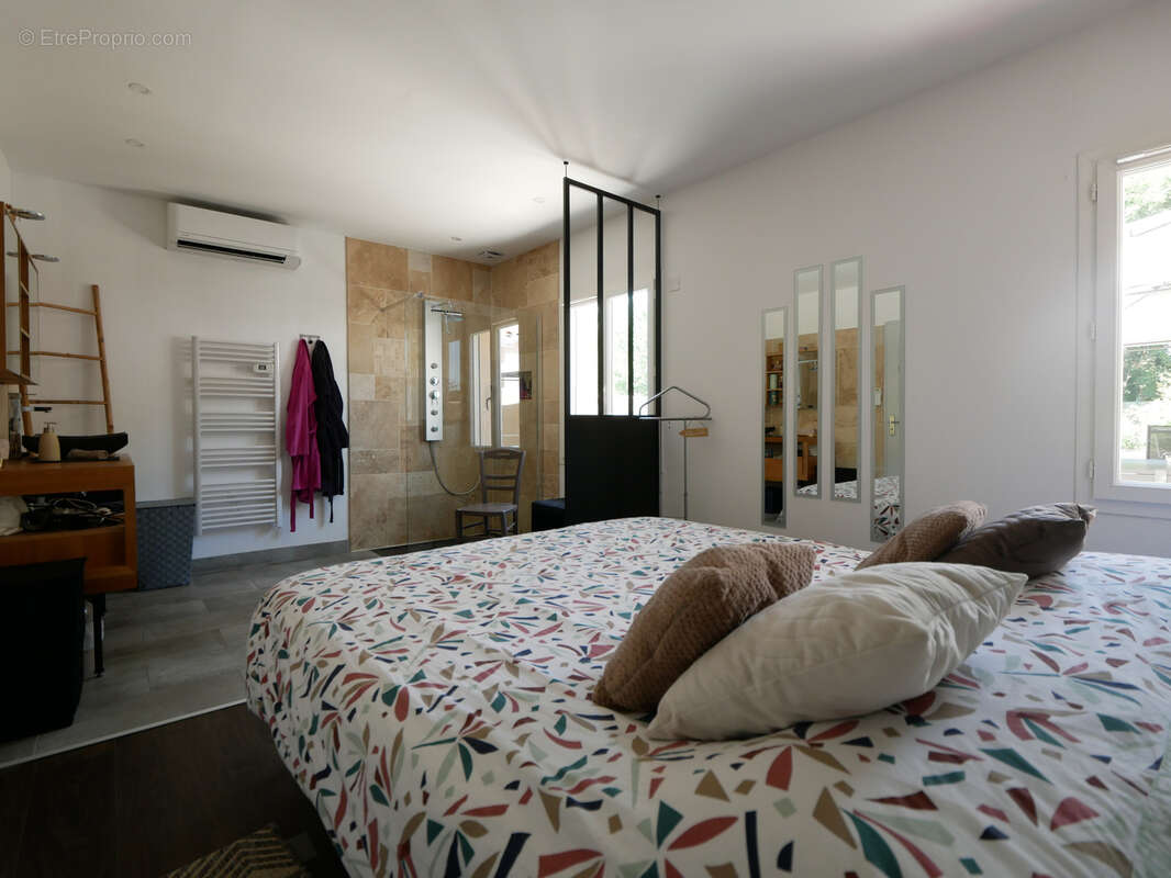 Maison à SAINT-CHRISTOPHE