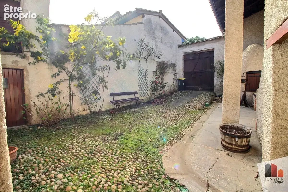 Maison 94 m² à Vernaison  - photo 8
