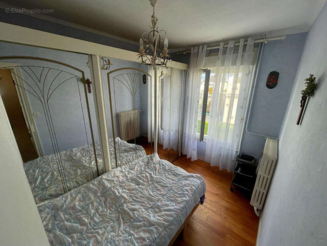 Maison à SAINT-MARTIN-DES-CHAMPS