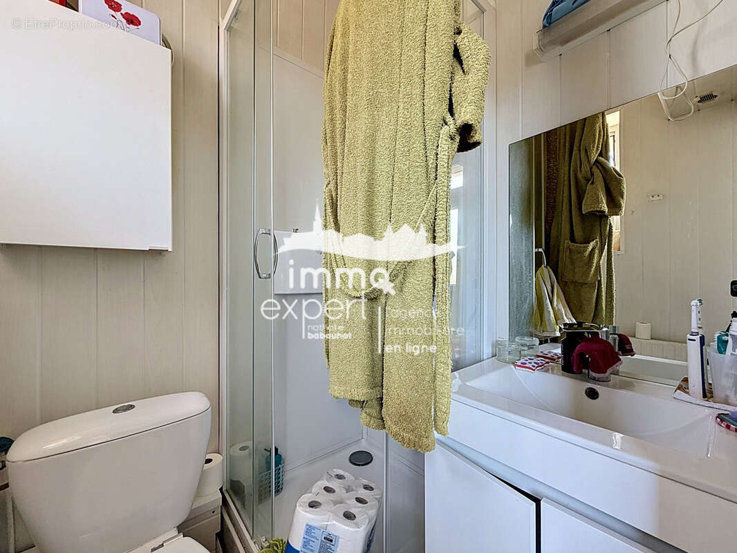 Appartement à MIRECOURT