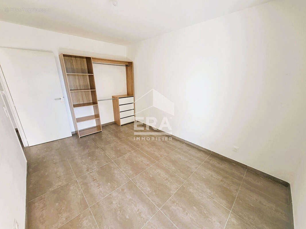 Appartement à PORT-DE-BOUC