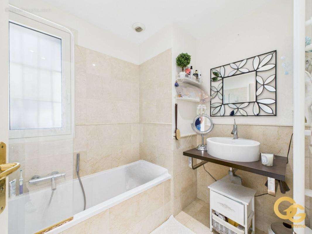 Appartement à THEOULE-SUR-MER