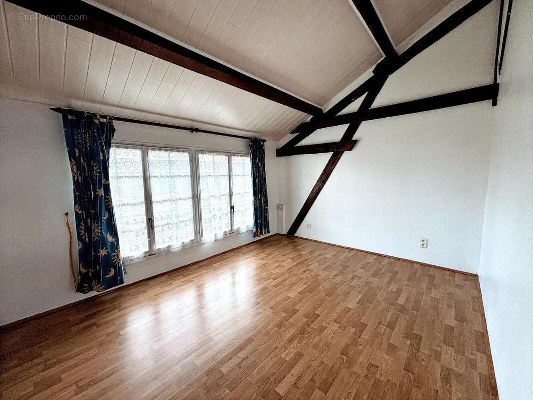 Photo 9 - Maison à CHAMBEUGLE